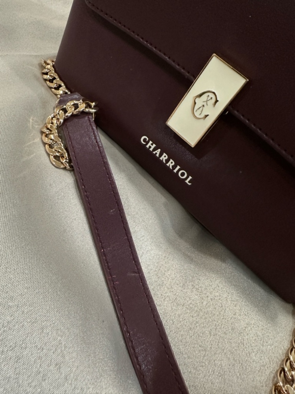 Charriol Burgundy Leather Satchel with Gold Chain Strap - Picture 5 of 15